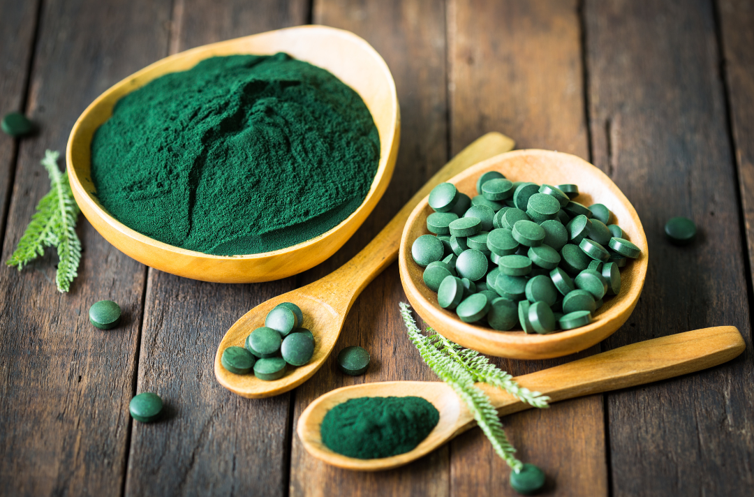 Spirulina is available in many forms, all full of nutrients and high in proteins.