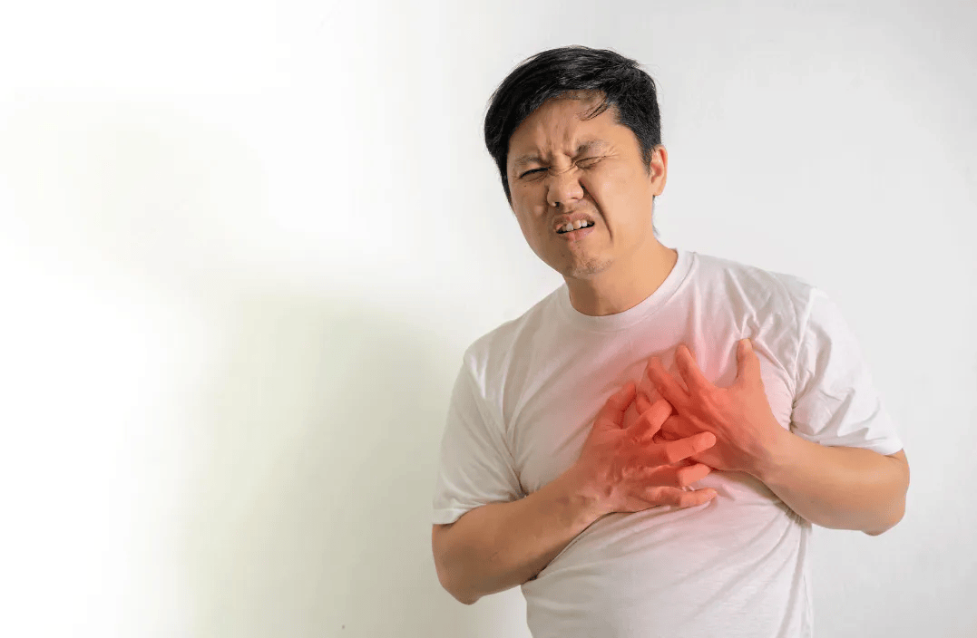 Having adequate selenium levels may lower the risk of developing heart disease.